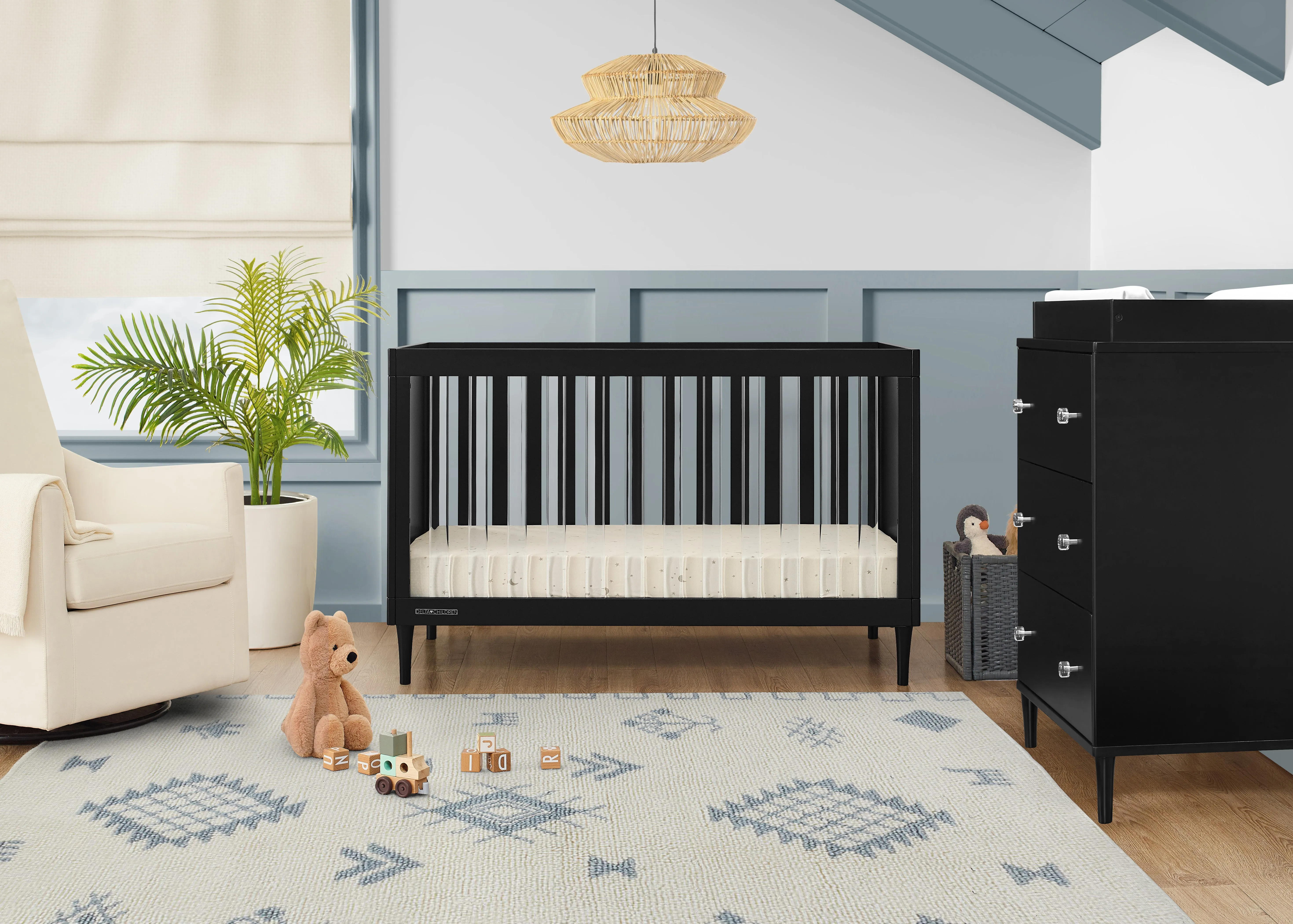 Bowie 4-in-1 Convertible Crib