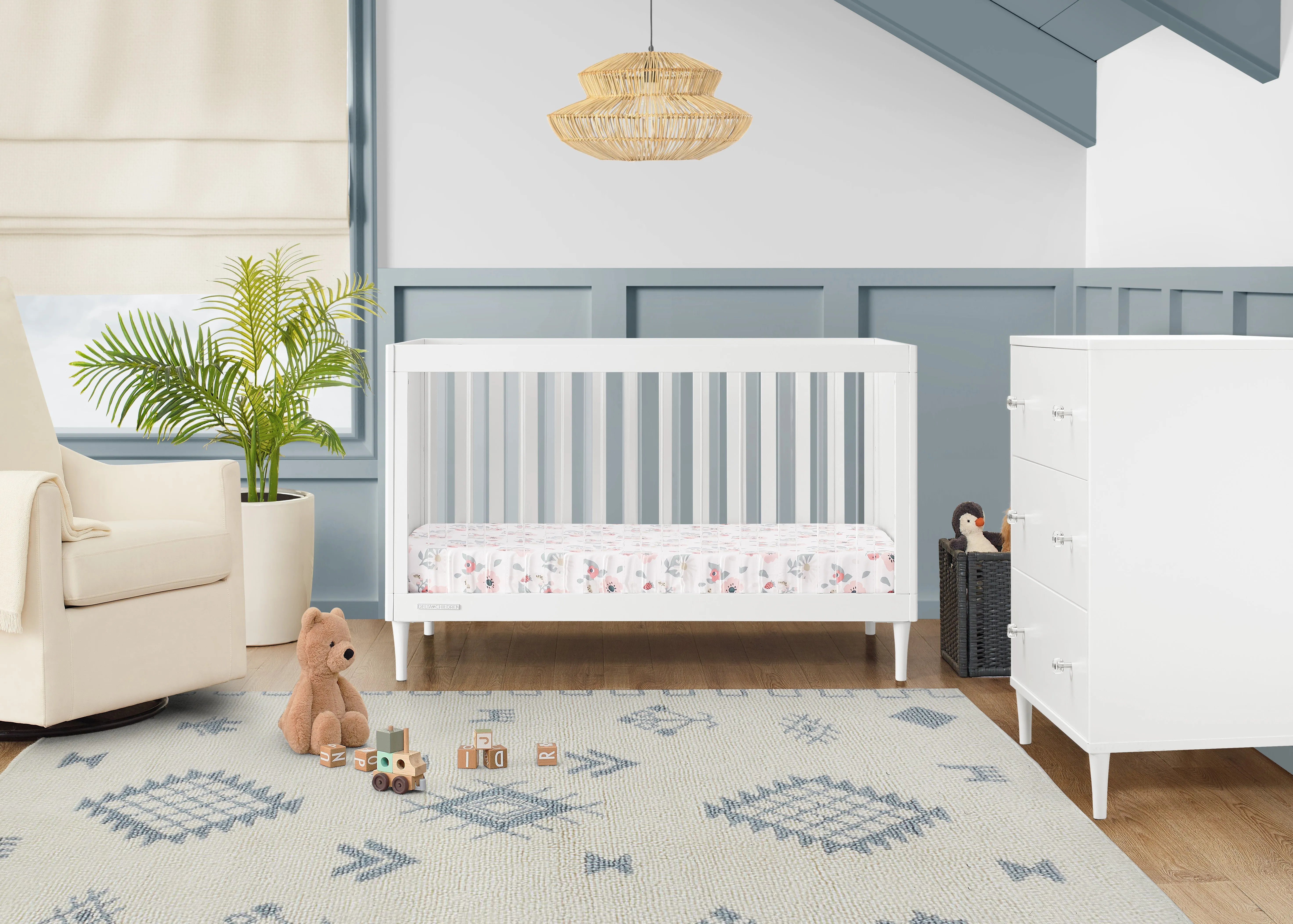 Bowie 4-in-1 Convertible Crib